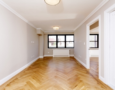 160 East 88th Street - Photo Thumbnail 0