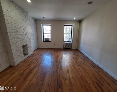 332 West 47th Street - Photo Thumbnail 0