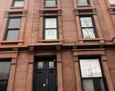 299 Vanderbilt Ave  - Photo Thumbnail 7