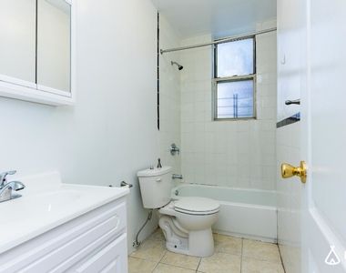 723 St Nicholas Ave - Photo Thumbnail 10