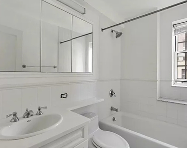 West  87  Street  - Photo Thumbnail 4