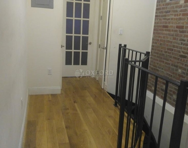 321 East 10th Street - Photo Thumbnail 9