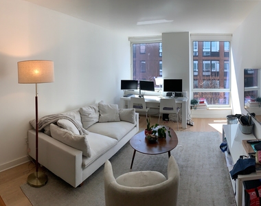 450 West 17th Street - Photo Thumbnail 1