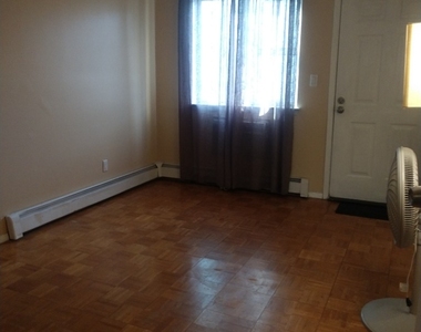 1261 Putnam Ave - Photo Thumbnail 9