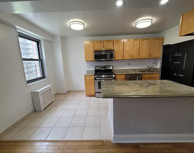 Central Park West  - Photo Thumbnail 3
