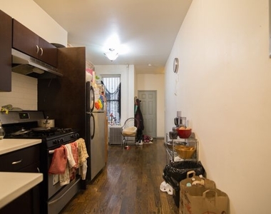 477 Chauncey St Brooklyn, NY 11233 - Photo Thumbnail 2