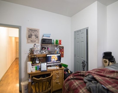 477 Chauncey St Brooklyn, NY 11233 - Photo Thumbnail 4