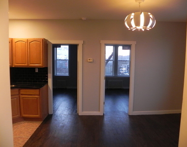 321 Schaefer St #3F Brooklyn, NY 11237 - Photo Thumbnail 1