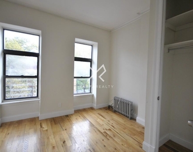 289a Monroe Street - Photo Thumbnail 0