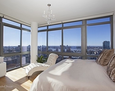 808 Columbus Avenue - Photo Thumbnail 10