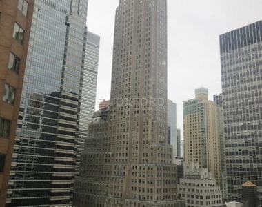 Wall Street - Photo Thumbnail 5