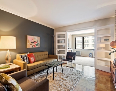 333 East 34th St - Photo Thumbnail 0