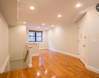 111 West 113 Street - Photo Thumbnail 1