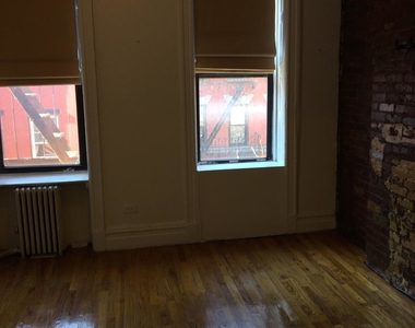 118 Macdougal St - Photo Thumbnail 6