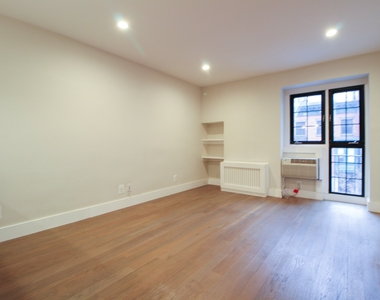 51 Irving Pl - Photo Thumbnail 2