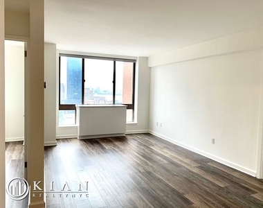 520 West 43rd Street - Photo Thumbnail 5