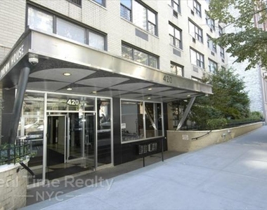 East 80th Street - Photo Thumbnail 0