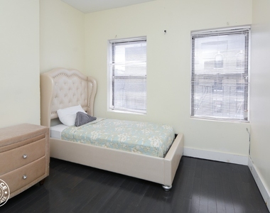 132 Nostrand Ave - Photo Thumbnail 2