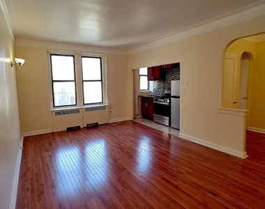 275 Fort Washington Avenue - Photo Thumbnail 1