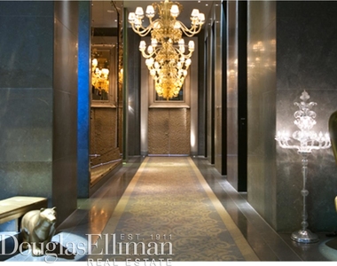 95 Wall St - Photo Thumbnail 1