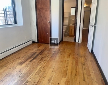 1071 Jefferson Avenue - Photo Thumbnail 4