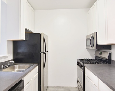 449 West 125th Street - Photo Thumbnail 2