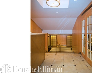 555 East 78th St - Photo Thumbnail 1