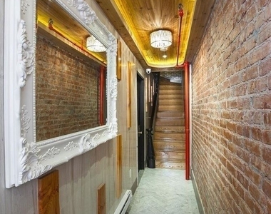 410 West 22nd Street - Photo Thumbnail 0