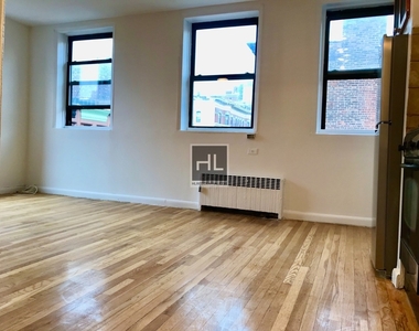 507 Manhattan Avenue - Photo Thumbnail 1