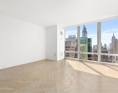 641 Fifth Avenue - Photo Thumbnail 6