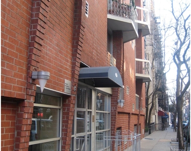 184 Thompson St - Photo Thumbnail 8