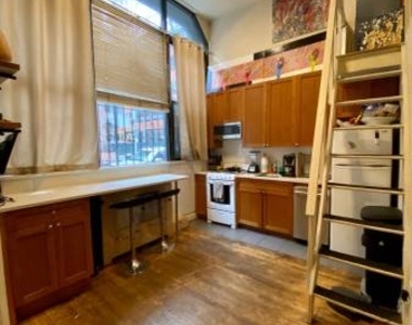 89 Bleecker Street - Photo Thumbnail 6