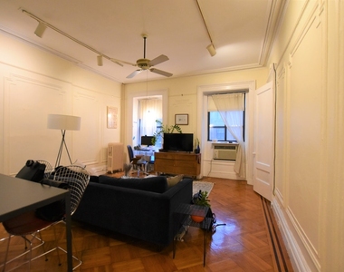 142 Montague Street - Photo Thumbnail 1