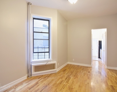 35 Morningside Ave - Photo Thumbnail 1