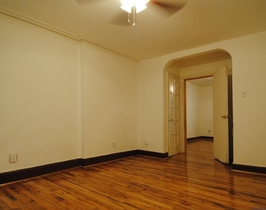 444 East 118th Street - Photo Thumbnail 5