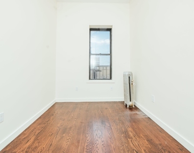 860 Nostrand Ave - Photo Thumbnail 4