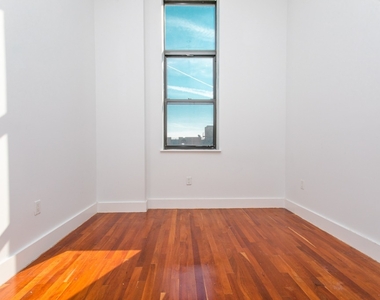 180 Bainbridge Street - Photo Thumbnail 1