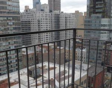 228 East 85th Street - Photo Thumbnail 6