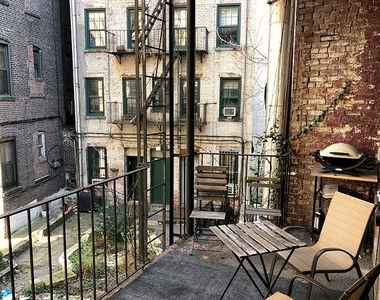 564 Hudson Street - Photo Thumbnail 0