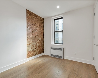 Madison Avenue - Photo Thumbnail 2