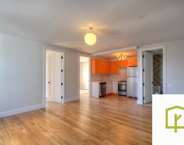 852 Metropolitan Ave - Photo Thumbnail 6