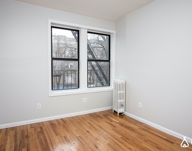 612 Flatbush Ave - Photo Thumbnail 2