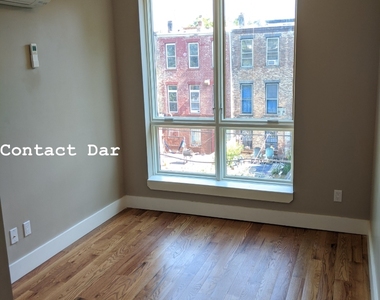 868 Lafayette Avenue - Photo Thumbnail 10