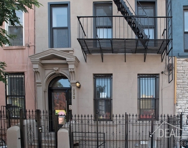 222 Monroe Street - Photo Thumbnail 9