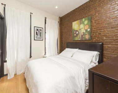 167 Mott Street - Photo Thumbnail 7