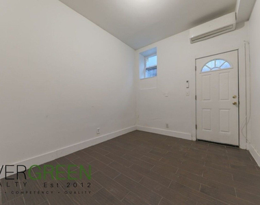 735 Rogers ave - Photo Thumbnail 4