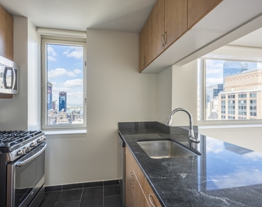 66 West 38th Street - Photo Thumbnail 9