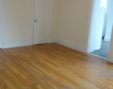 West 97 St - Photo Thumbnail 2