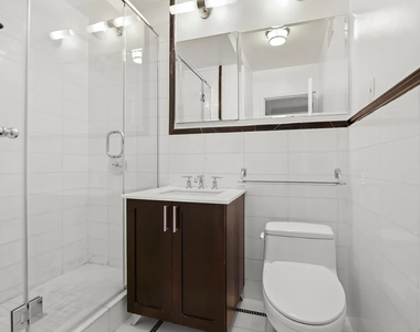 West 68  St  - Photo Thumbnail 7