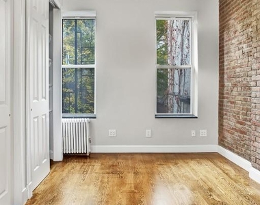 95 Perry street - Photo Thumbnail 3